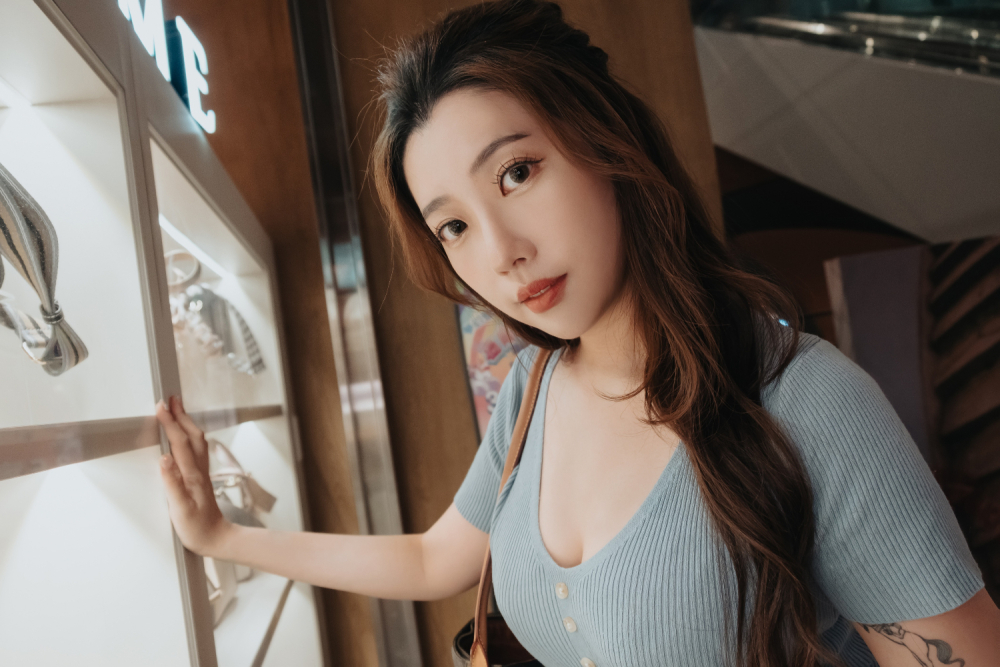 CUS-2573 天使电影F巨乳医生疯狂抽巨乳震动爆炸