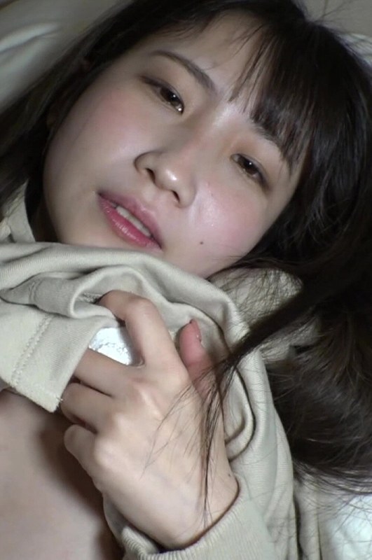 TSSR-3221 皮肤白皙的女高中生会用口交来抚慰你。