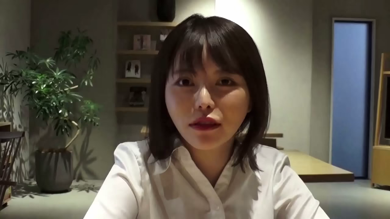 在酒店与同事OL的口交服务