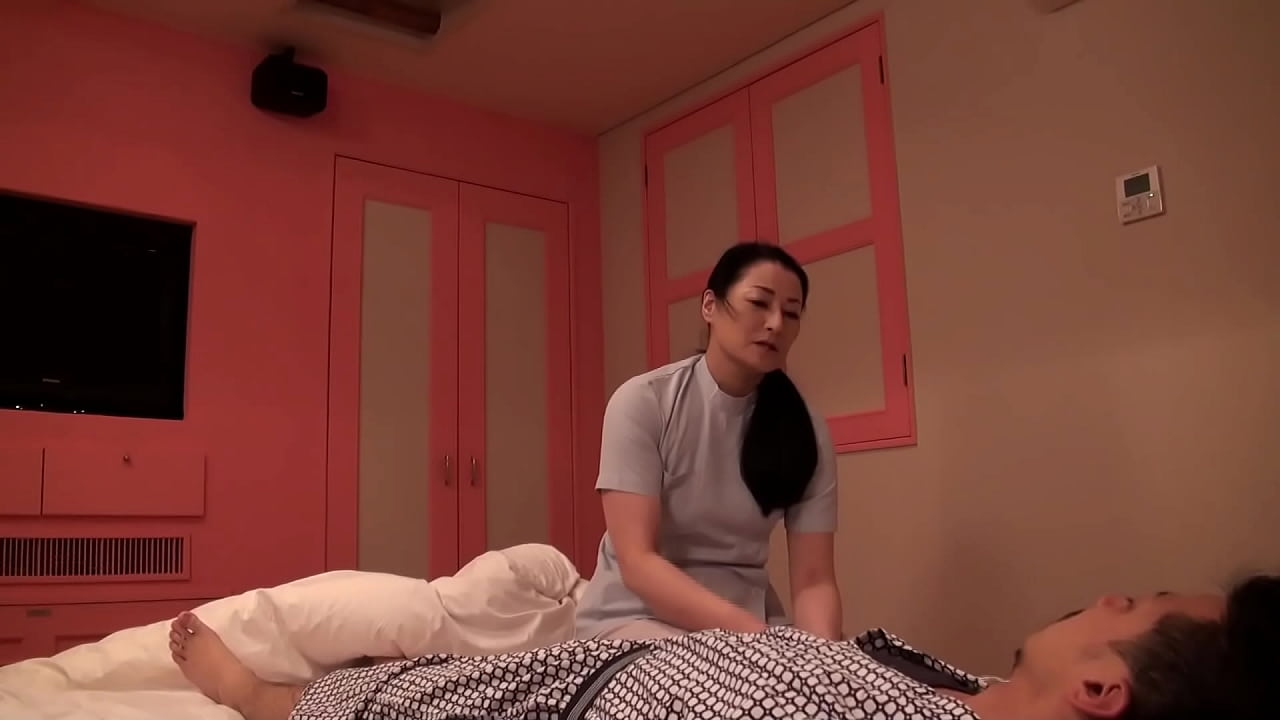 我在乡村打电话的老太太按摩师 2 - 第 1 部分：查看更多→https://bit.ly/Raptor-Xvideos