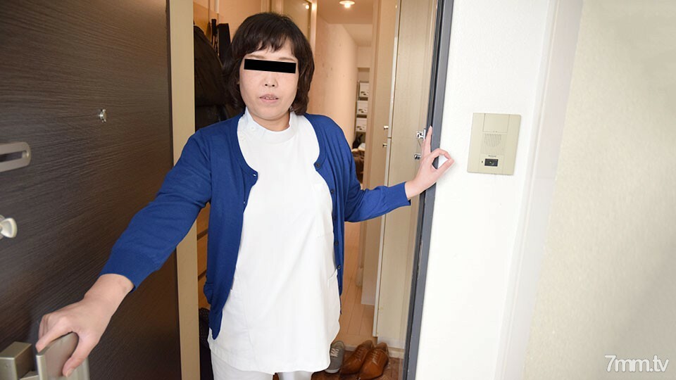 030719-045 已婚妇女家庭马鞍 ~ 退伍护士的真实生活 ~