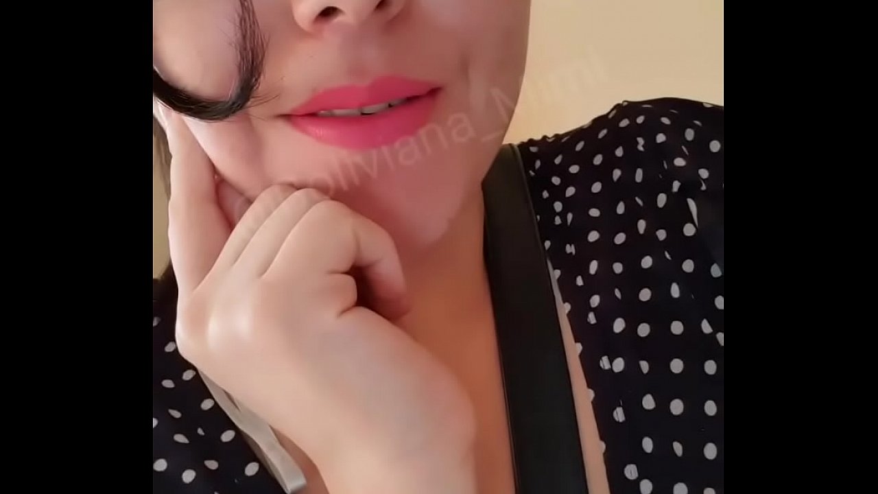 出门蜜瓜，不穿内裤逛街
