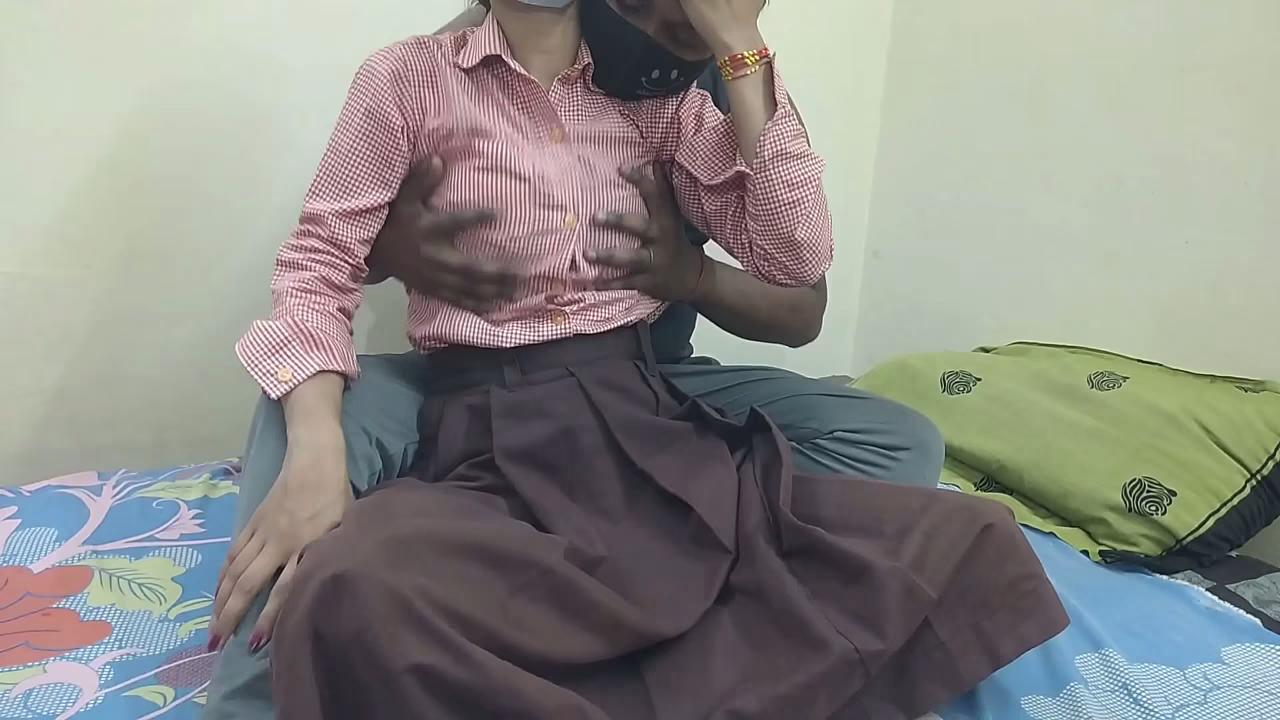 印度大学生ke sath男朋友房间par chudai印地语他妈的