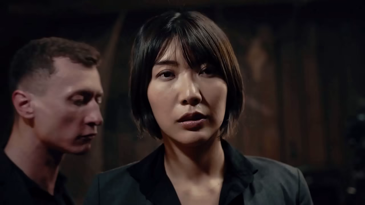 吸血鬼亚洲统治 - 查理·迪恩 (Charlie Dean) 迷住 Kyoko