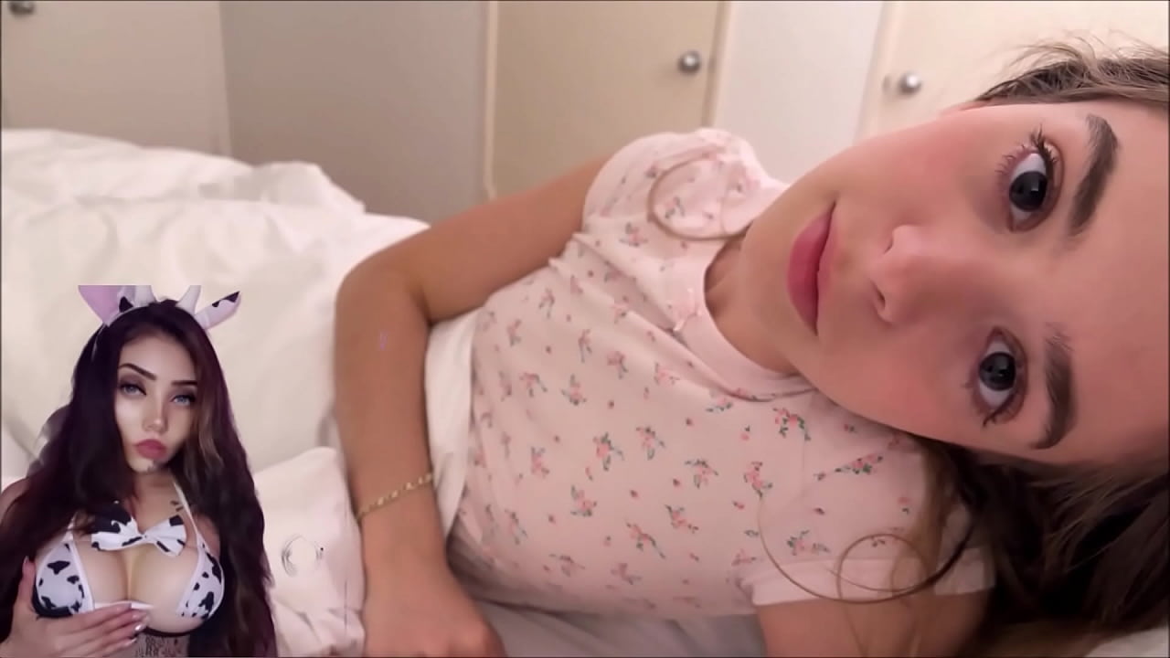 Sharing the bed with the little 继姐