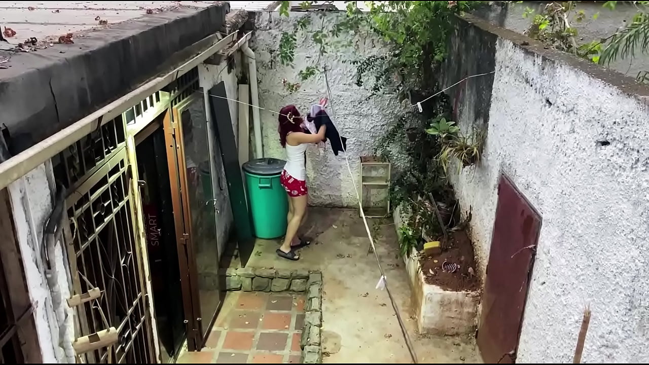 丈夫工作时操邻居