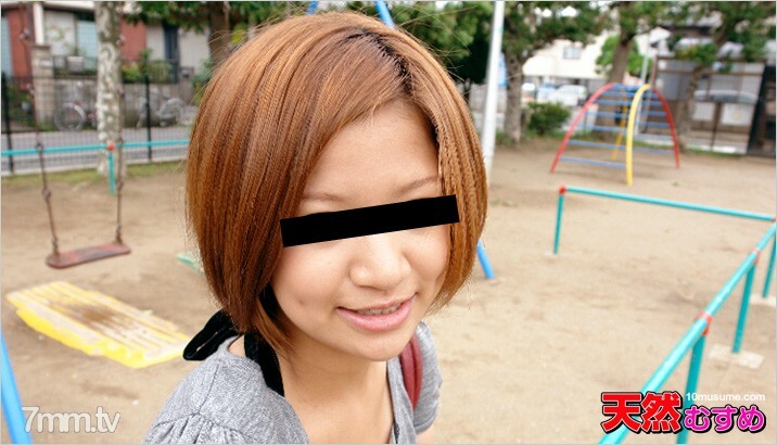 110912-01 唐在男人的房间约会时刮胡子