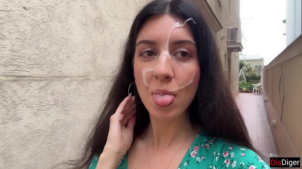 如果你输了比赛 - 你将不得不在公共场合脸上沾着精液走路！ - 卡姆沃克