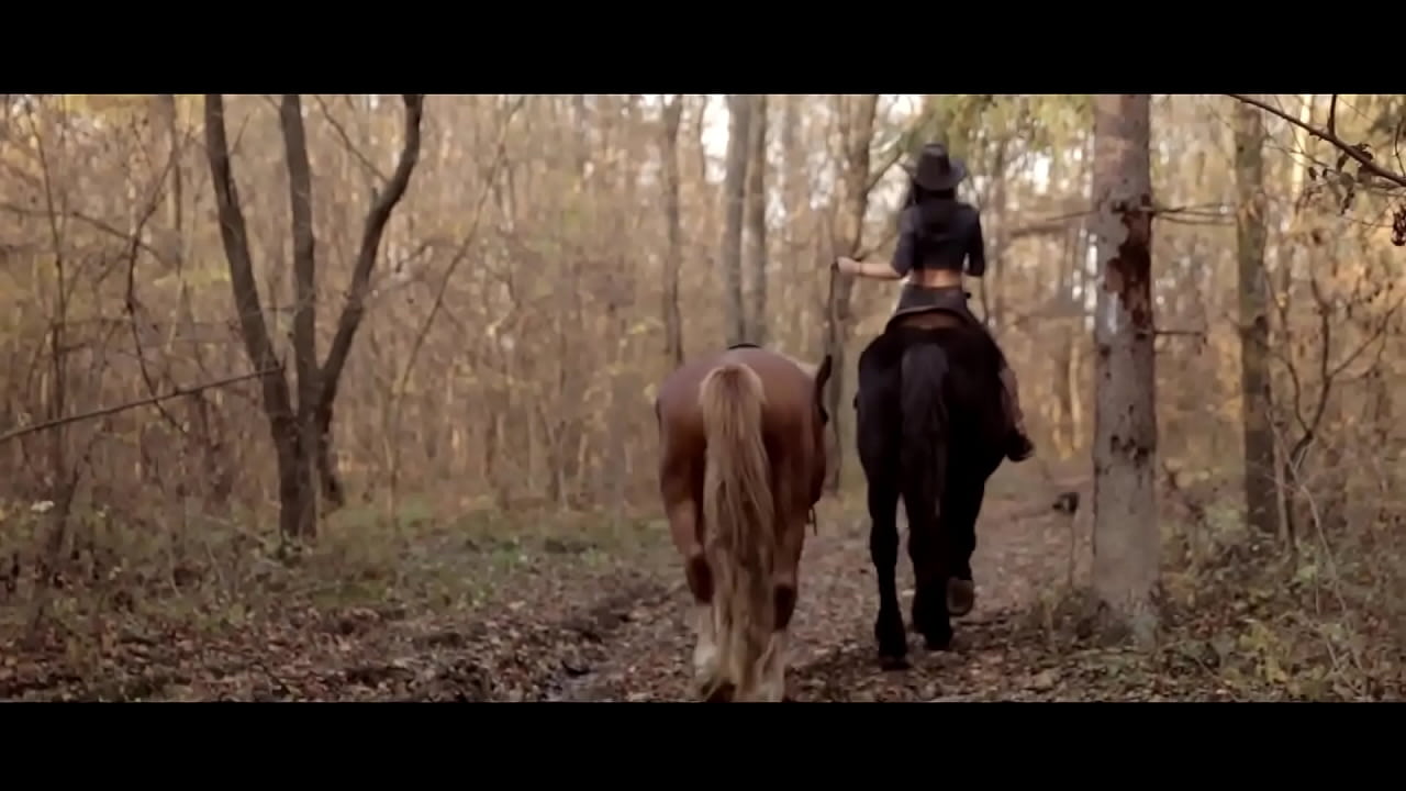 MilfyCalla- Outdoor ride. sexy 继母