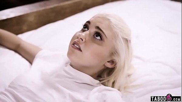 Blind 青涩 年轻女性 blonde fucked by fake black doctor