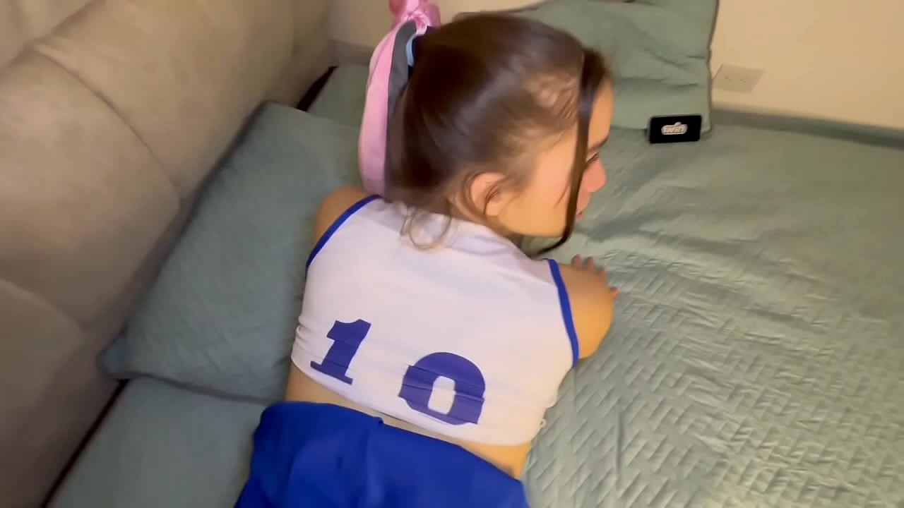 My 继姐 dressed up for me and I fucked her