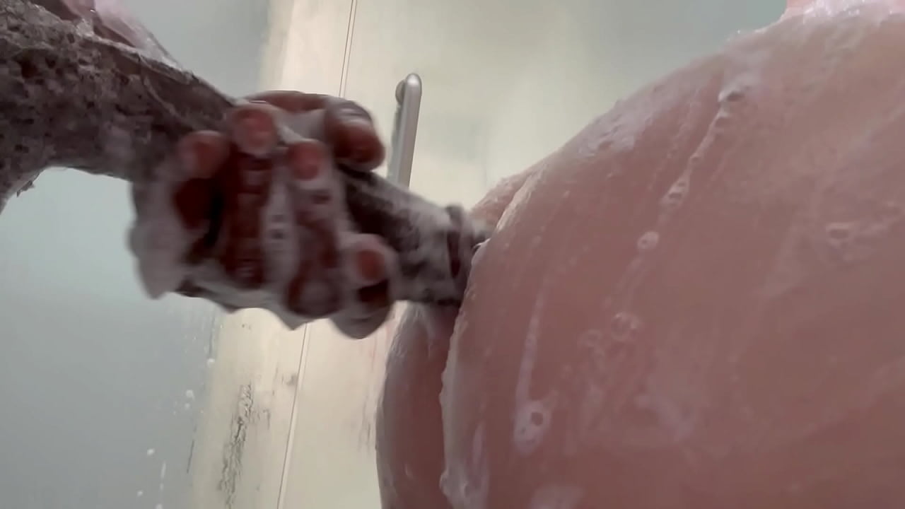 Mom left the house, and she couldn't wait - 继女's fantasy became real when 继父's massive 12-inch BBC slid into her tight hole, giving her hard anal she secretly craved, moaning under the