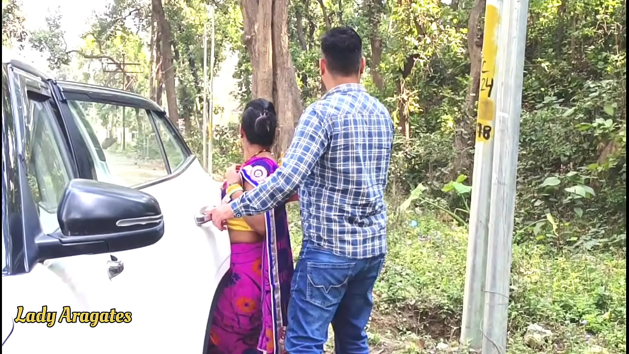 Desi Family Sex , 继父 Caught His 继女 From Outside Village For Sex