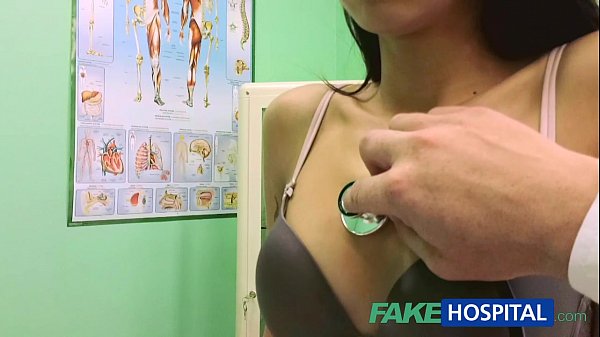 FakeHospital 瘦瘦的年轻学生让医生体内射精