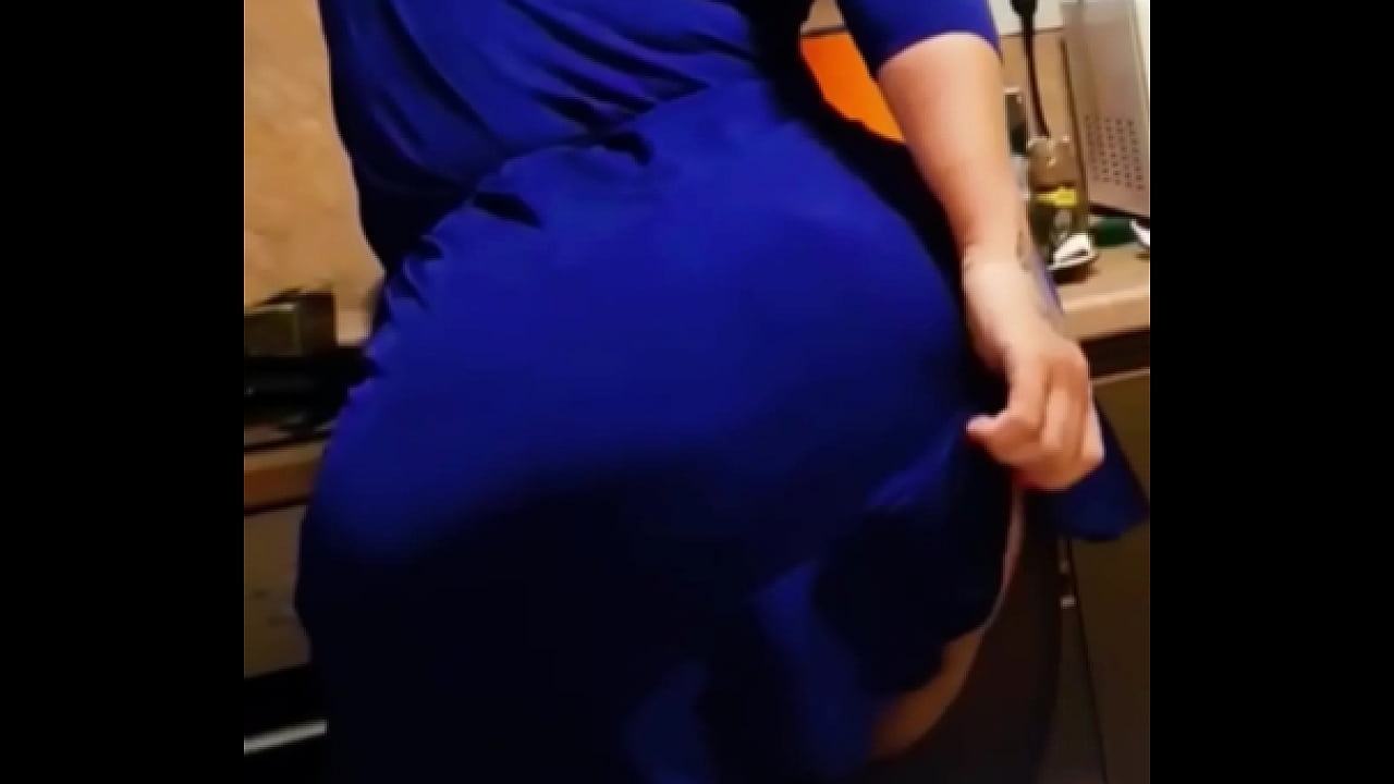 继母 Teaches Her 继女 To Fuck Lesbian Sex