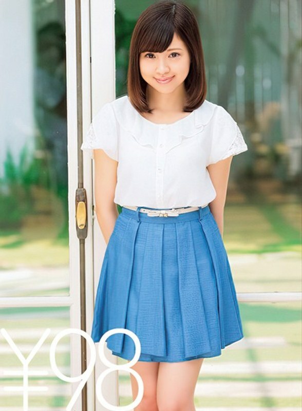 AVOP-302 [特价] 没有第一次口交的天真美少女小雅就失踪了！我不知道该怎么办，很困惑，但我还是深深地坚持着。从背部肌肉舔