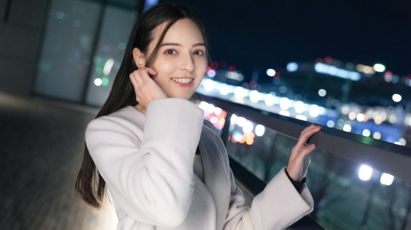 SIRO-5687 「你喜欢被捆绑吗？东京塔纤细的身体！！[Rena，32岁]被钢梁般的绳子捆绑时会兴奋的变态女人！！她的惊人双腿和站立