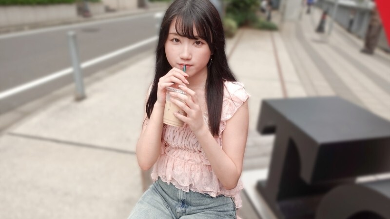 SIRO-5583 "Serious Girl! Is This Secretly Perverted Music College Student's Nipples Her Weak Point?! She Seems Uninterested in 亲密, But When 亲密 Begins, She's Crazy for Pleasure! She Shakes Her Hips and